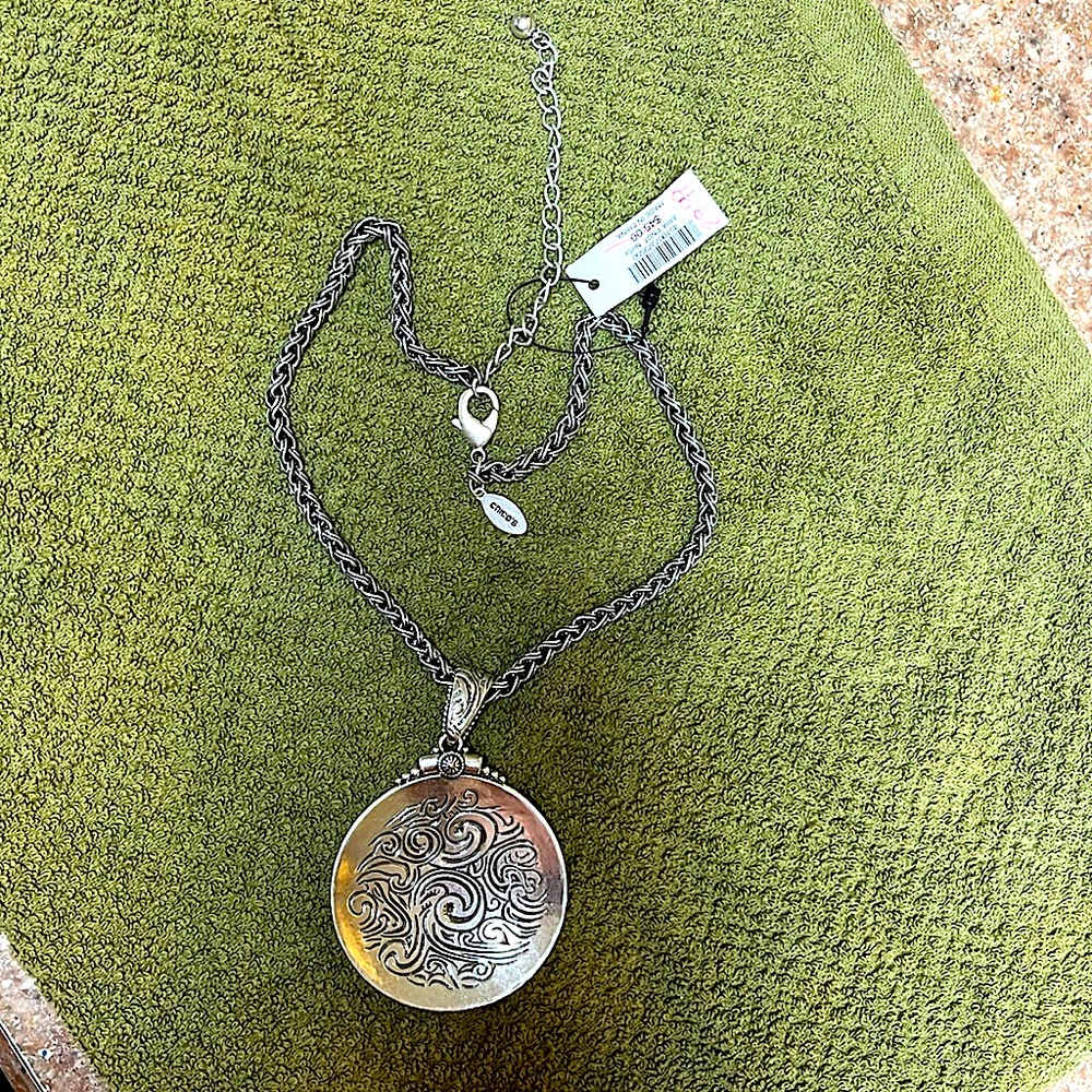 Chicos XL Silverton Medallion necklace